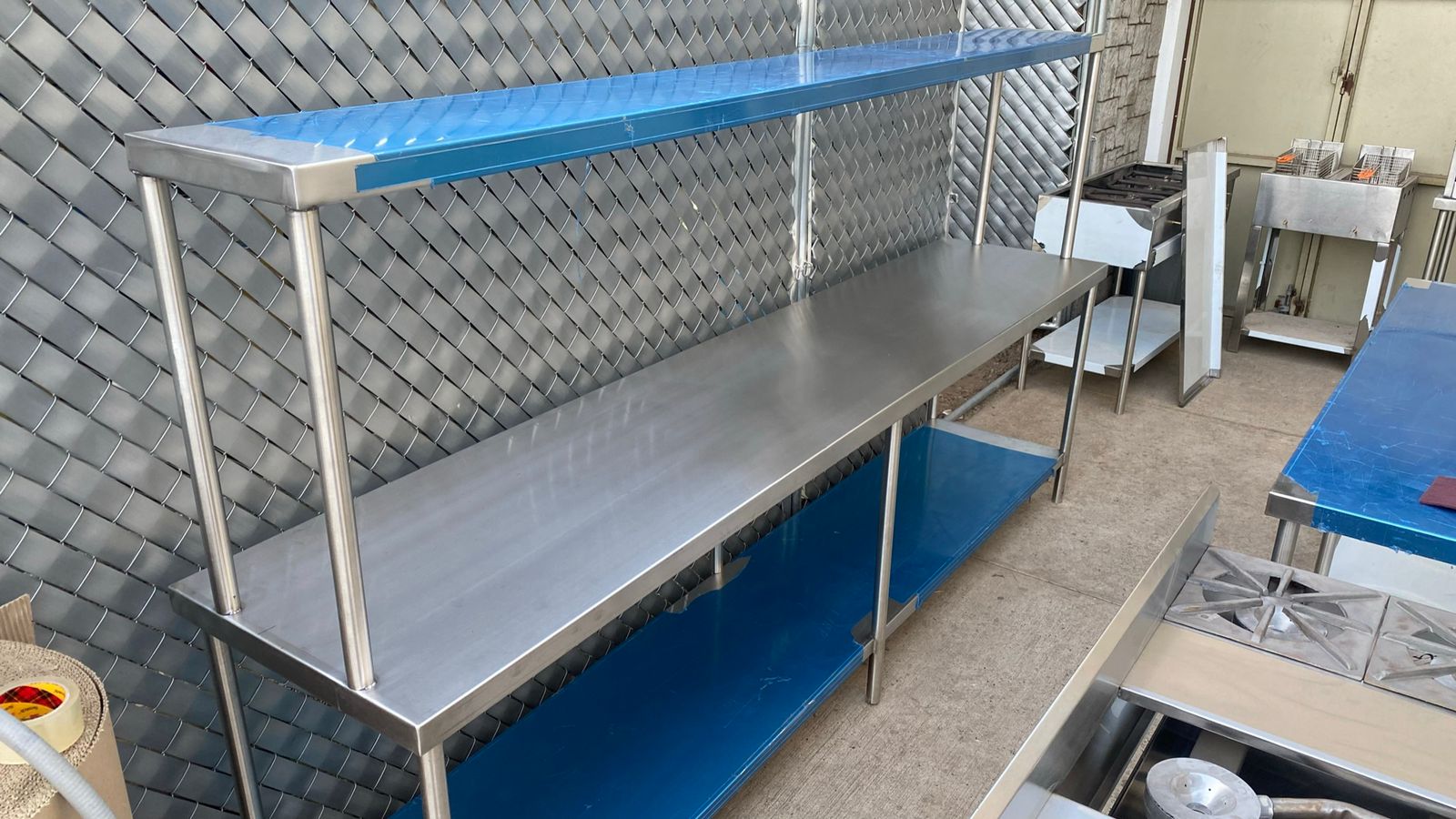 MESA CON REPISA 300X60