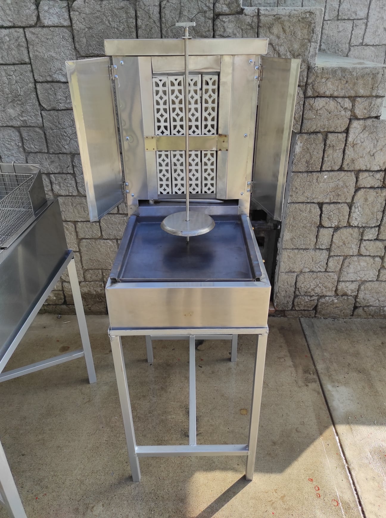 PASTOR 8 PIEDRAS CON PLANCHA